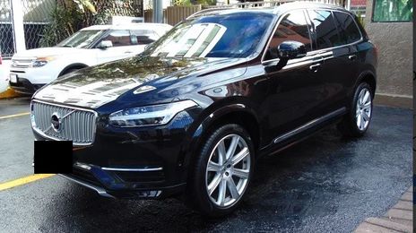 Volvo XC90 • 2017 • 85,000 km