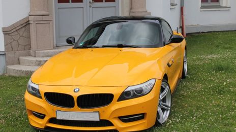 BMW Z4 • 2010 • 119,000 km