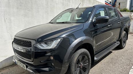 Isuzu D-MAX • 2022 • 24,900 km