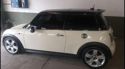 MINI Cooper • 2006 • 11,111 km