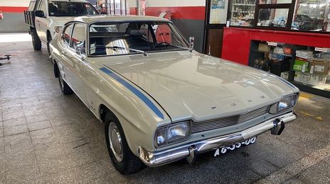 Ford E-150 • 1971 • 90,000 km