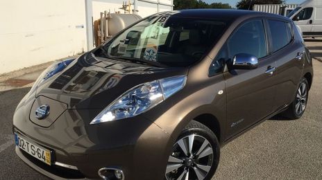 Nissan Leaf • 2017 • 50,000 km