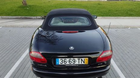 Jaguar XK8 Convertible • 1998 • 73,000 km
