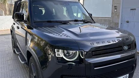 Land Rover Defender • 2022 • 21,653 km