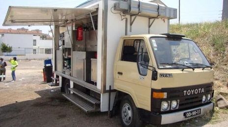 Toyota Dyna • 1998 • 8,000 km