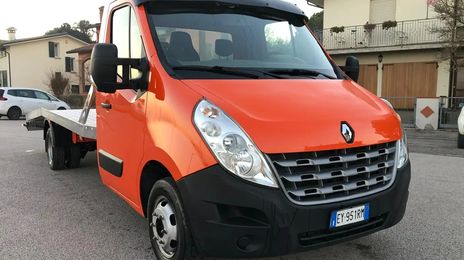 Renault Master • 2015 • 145,000 km