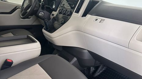 Toyota Hiace Van • 2021 • 40,000 km