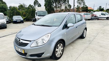 Opel Corsa • 2007 • 200,000 km