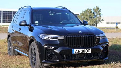 BMW X7 • 2020 • 32,000 km