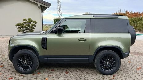 Land Rover Defender • 2021 • 43,000 km