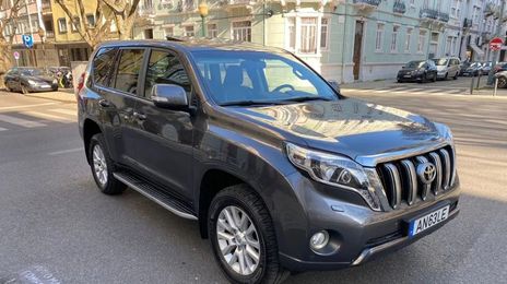 Toyota Land Cruiser • 2016 • 115,000 km