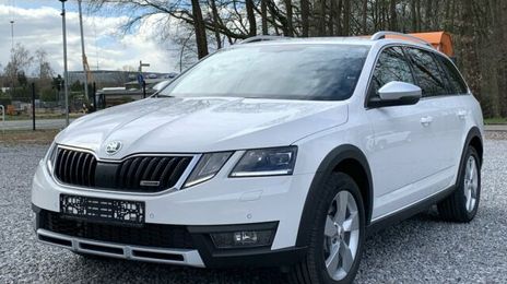 Škoda Octavia Combi • 2018 • 105,500 km
