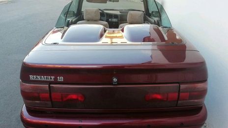 Renault 18 • 1993 • 130,000 km