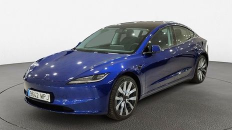Tesla Model 3 • 2024 • 2,490 km