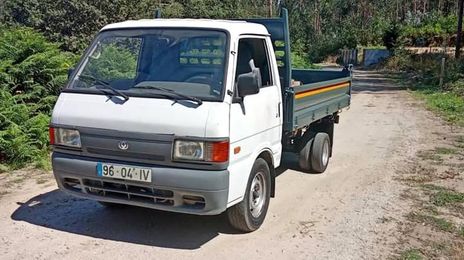 Mazda B2500 • 2009 • 140,000 km