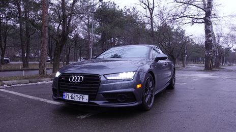 Audi S7 • 2017 • 51,000 km