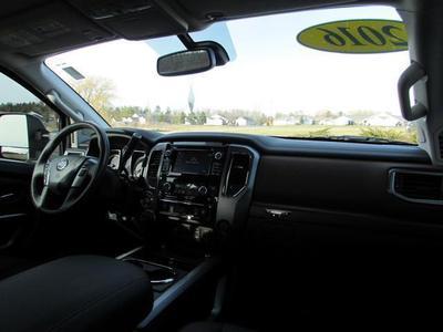 Nissan Pickup • 2016 • 12,000 km