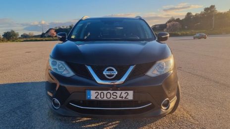 Nissan Qashqai • 2014 • 179,500 km