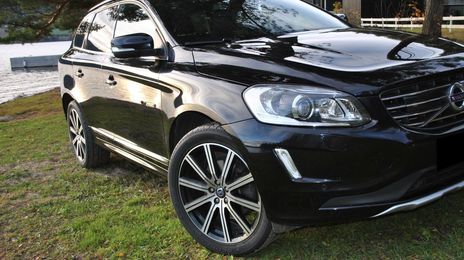 Volvo XC60 • 2014 • 155,750 km
