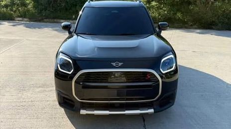 MINI Cooper Countryman • 2024 • 22,000 km