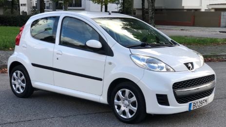 Peugeot 107 • 2010 • 153,000 km