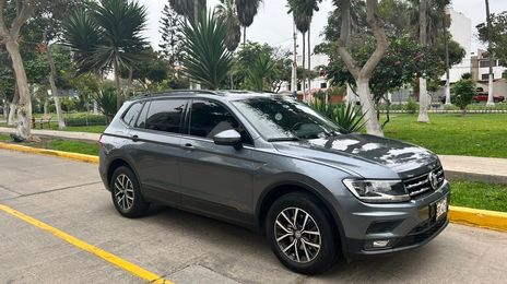 Volkswagen Tiguan Allspace • 2020 • 66,000 km