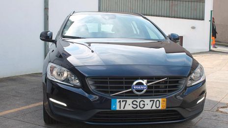 Volvo V60 • 2016 • 90,000 km