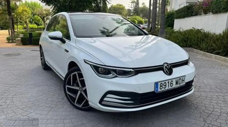 Volkswagen Golf • 2020 • 25,000 km