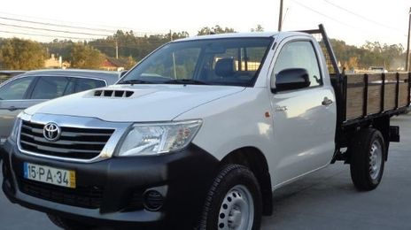 Toyota Hilux • 2014 • 189,000 km