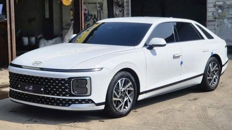 Hyundai Grandeur • 2023 • 230,828 km