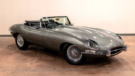 Jaguar E-PACE • 1967 • 42,690 km