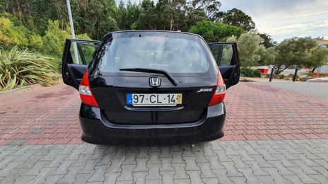 Honda Jazz • 2006 • 128,000 km
