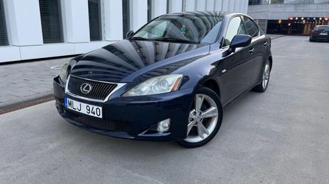 Lexus IS • 2006 • 300 km