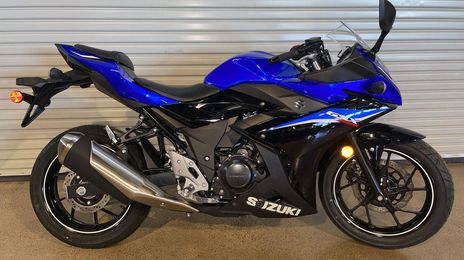 Suzuki gsx 250r • 2020 • 829 km