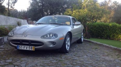 Jaguar XK8 Convertible • 1997 • 80,000 km