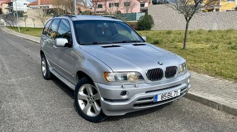 BMW X5 • 2002 • 264,000 km