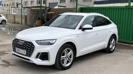 Audi Q5 • 2021 • 99,700 km