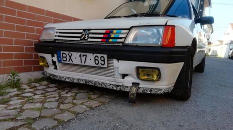 Peugeot 205 • 1989 • 249,999 km