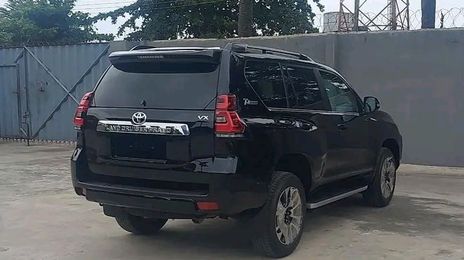 Toyota Land Cruiser • 2018 • 0 km
