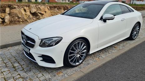 Mercedes-Benz E-320 • 2017 • 90,000 km