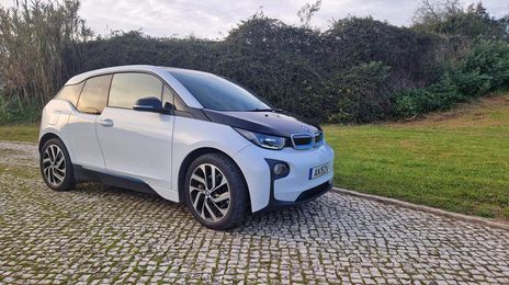 BMW i3 • 2017 • 105,000 km