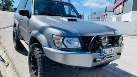 Nissan Patrol • 2000 • 180,000 km
