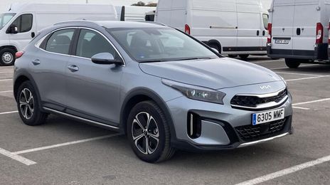 Kia Niro Plug-In Hybrid • 2023 • 15,338 km