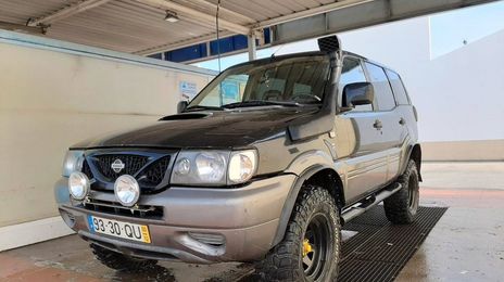 Nissan Terrano • 2000 • 250,000 km