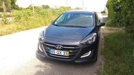 Hyundai i30 • 2016 • 86,999 km