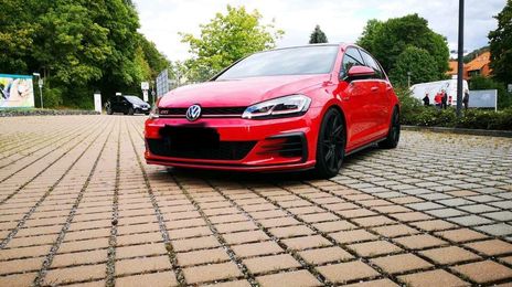 Volkswagen Golf • 2017 • 90,000 km