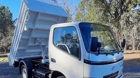 Toyota Dyna • 2003 • 160,000 km