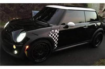 MINI Cooper S • 2005 • 216,210 km