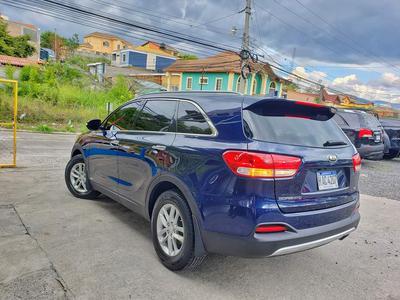 Kia Sorento • 2016 • 89 km