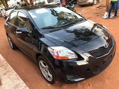 Toyota Yaris • 2012 • 4,000 km